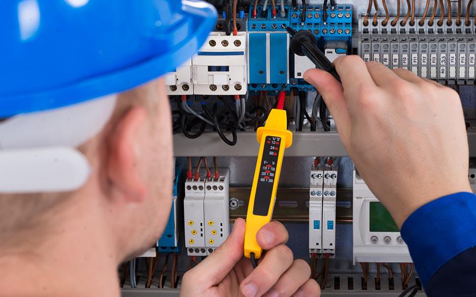 taux horaire électricien Pontault-Combault
